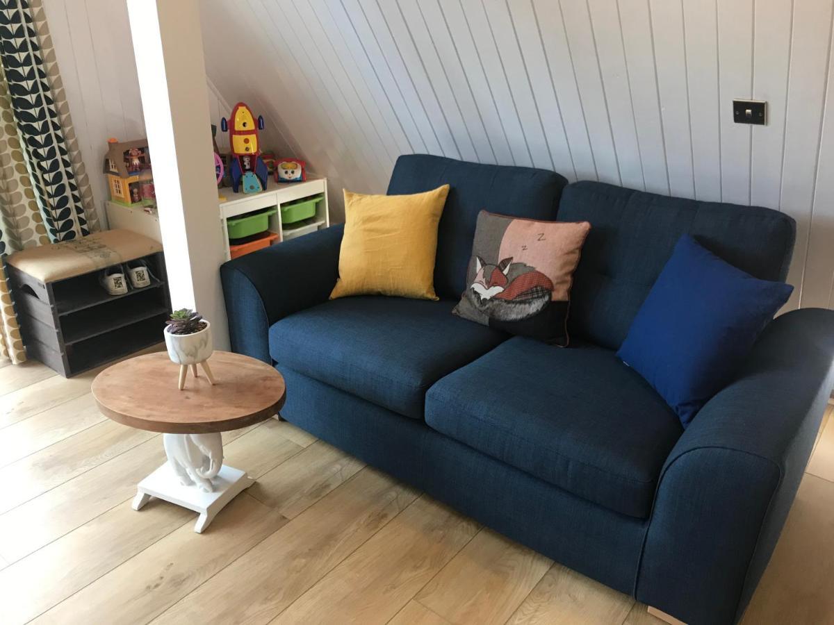 Foxes Sea Side Retreat Deluxe Chalet Is A Lovely Holiday Home Tucked Away On The Kent Coast Kingsdown  Εξωτερικό φωτογραφία